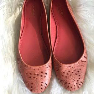 Women’s Coach Coral Ballet Flats in Size 8.